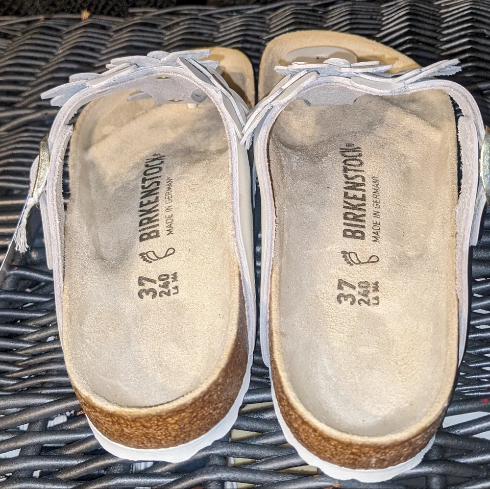 Birkenstock Women's Gizeh Flowers Footbed Sandal in White sz Euro 37 - Picture 6 of 14